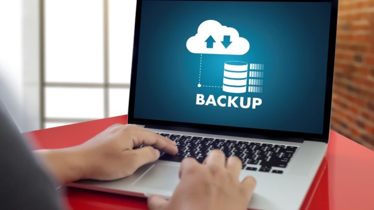 Backup danych: rodzaje, harmonogramy i najczęstsze błędy