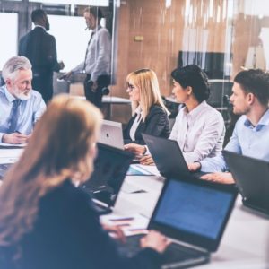 Microsoft 365 w firmie – pełny przegląd funkcji i korzyści