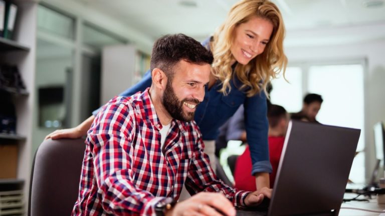 Jak opieka IT w Warszawie potrafi usprawnić Twoją firmę?