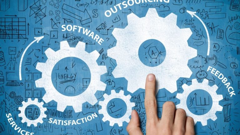 5 Powodów, Dla Których Warto Skorzystać z Usług IT w Warszawie